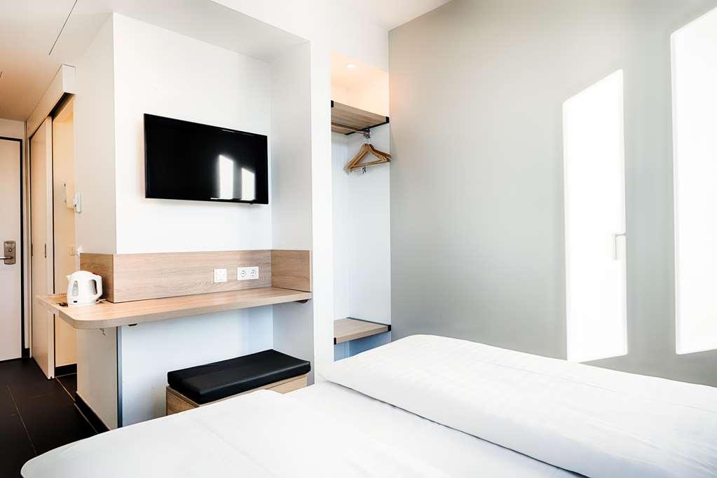 B&B Hotel München-Olympiapark Oda fotoğraf