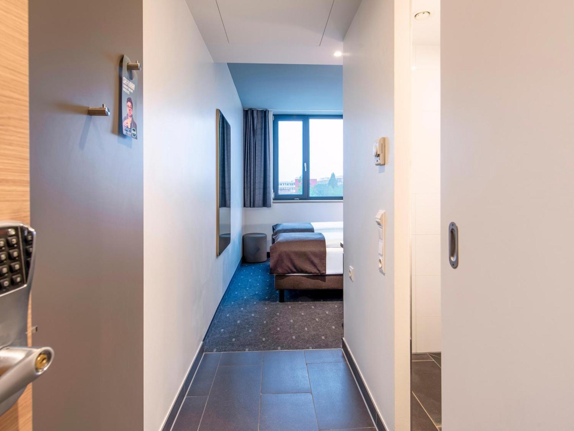 B&B Hotel München-Olympiapark Dış mekan fotoğraf