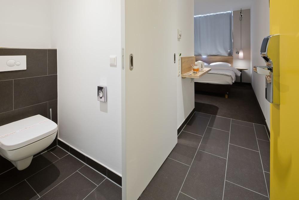 B&B Hotel München-Olympiapark Dış mekan fotoğraf